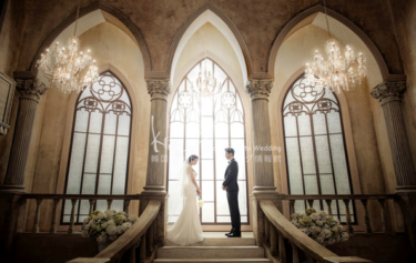 【お役立ち情報】結婚式のような写真が撮れるセットが揃ったスタジオを紹介します♪