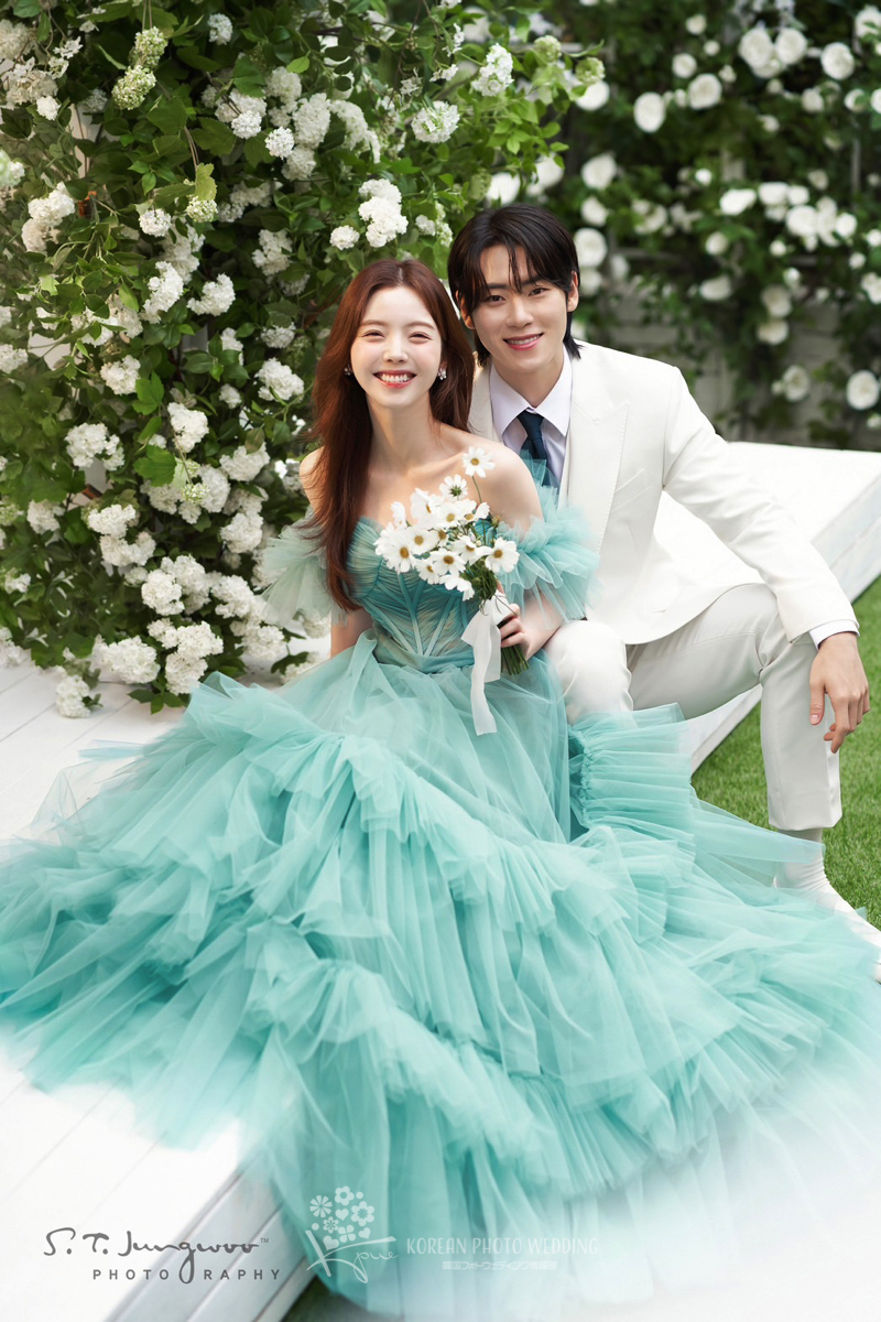 ST Jungwoo lovely（エスティージョンウラブリー）│韓国フォト