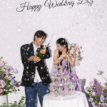 スパークワイン　シャンパンタワー　ウェディンク　パープルドレス