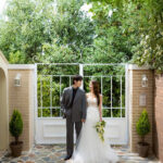 ガーデンウェディング 新郎新婦 結婚写真